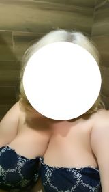 Миниатюра Индивидуалка Грудь 8 вирт Центральный Фотография 