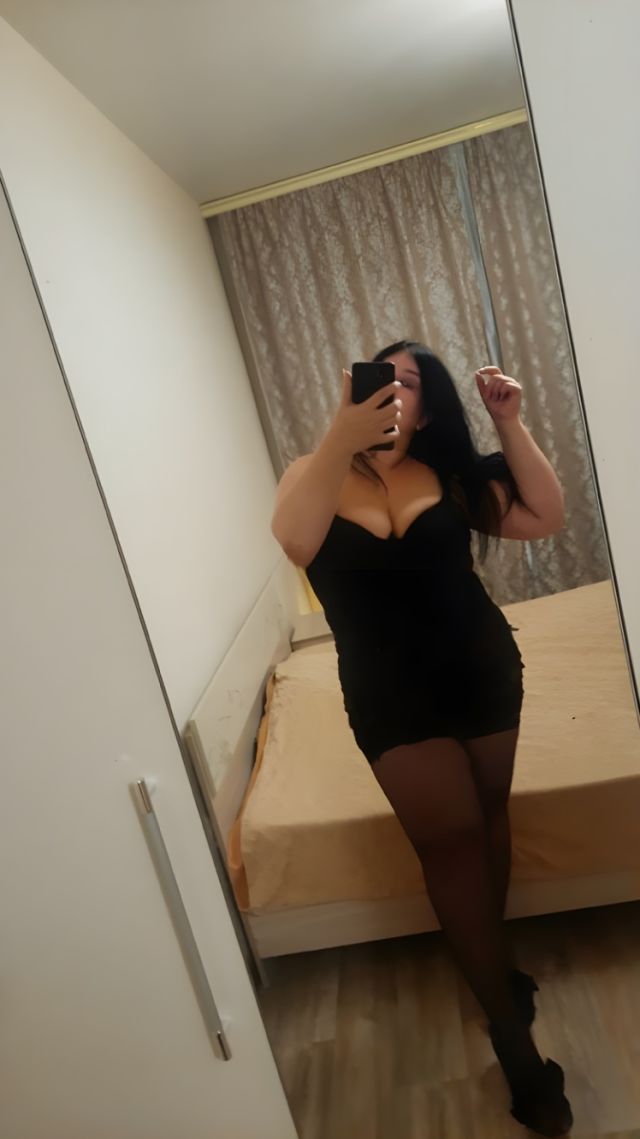 Индивидуалка Кира Коминтерновский