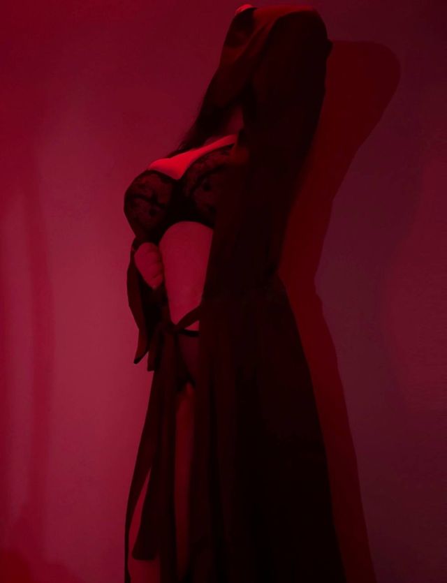 Индивидуалка Ксюша  МКР Северный Фотография 