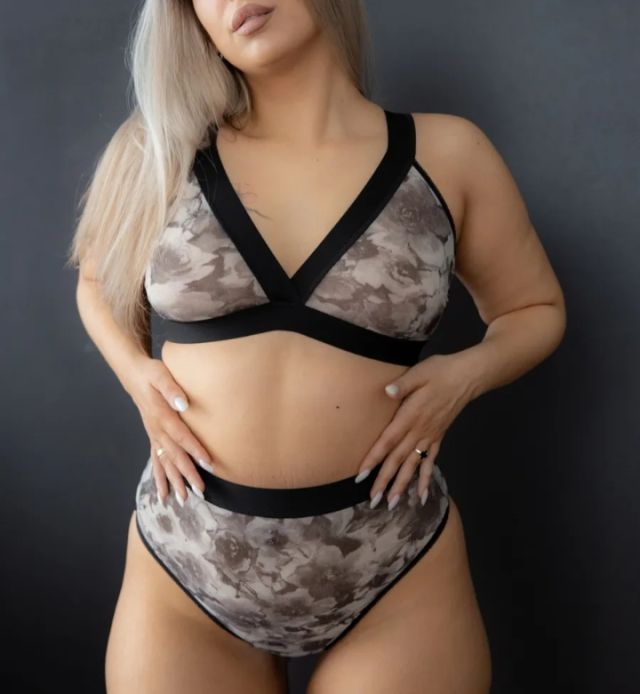 Индивидуалка ТаЯ МКР Олимпийский Фотография 